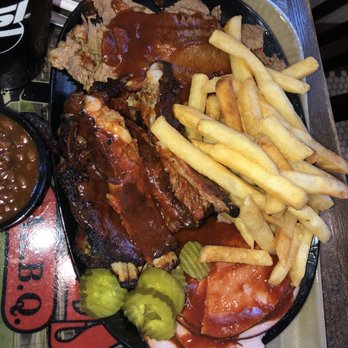 Gates Bar-B-Q - Barbeque Near Me - Independence, Missouri