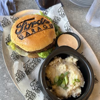 Ford's Garage Sanford - Veggie burger and mashed potatoes - Burgers Near Me - Sanford, Florida Ford's Garage Sanford - Veggie burger and mashed potatoes - Burgers Near Me - Sanford, Florida