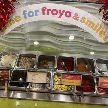 Menchie's Frozen Yogurt - Ice Cream & Frozen Yogurt Near Me - Valencia, California