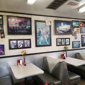 Beeps Fast Food - Interior - Fast Food Near Me - Van Nuys, California Beeps Fast Food - Interior - Fast Food Near Me - Van Nuys, California