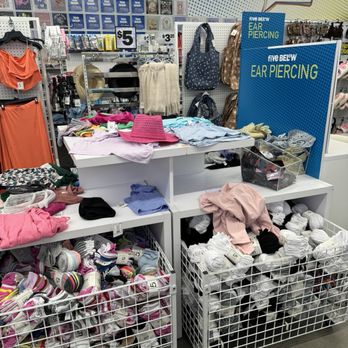 Five Below - Accessories Near Me - Pompano Beach, Florida