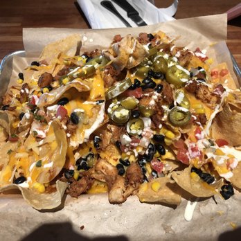 Cheddar's Scratch Kitchen - Chicken Nachos - American Near Me - San Antonio, Texas