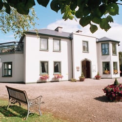 Lough Lannagh Holiday Village - Lough Lannagh Lodge B&B. AA 3 Star guest accommodation
