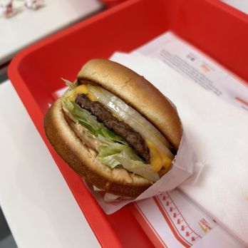 In-N-Out Burger - ows a hamburger and french fries - Fast Food Near Me - Fresno, California In-N-Out Burger - ows a hamburger and french fries - Fast Food Near Me - Fresno, California