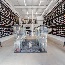 Reluxe - As soon as you enter the store you will be amazed by the amount of sneakers you see!