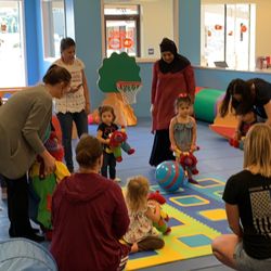 Gymboree Play & Music, Rochester Hills - Playing soccer in Preschool Steps Class. (Ages 28 m to 4 y)
