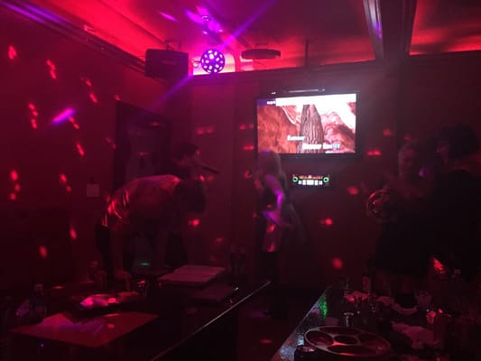 Gaam Karaoke by null