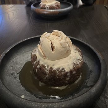 Gordon Ramsay Hell's Kitchen - Sticky toffee pudding - Steakhouses Near Me - Stateline, Nevada