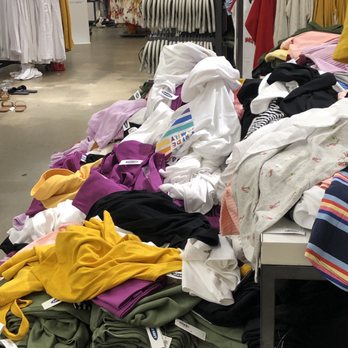 Old Navy - Men's Clothing Near Me - Jersey City, New Jersey