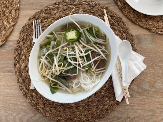 Cafe & pho Hoang by null