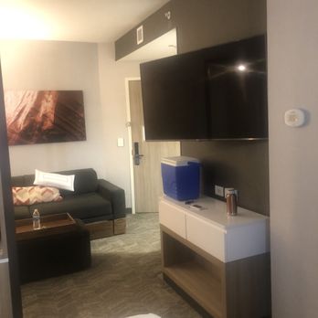 SpringHill Suites by Marriott Punta Gorda Harborside - TV and storage - Hotels Near Me - Punta Gorda, Florida SpringHill Suites by Marriott Punta Gorda Harborside - TV and storage - Hotels Near Me - Punta Gorda, Florida