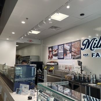 MilkShake Factory Grapevine Station - Ice Cream & Frozen Yogurt Near Me - Grapevine, Texas