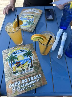 Harborside Bar & Grill by null