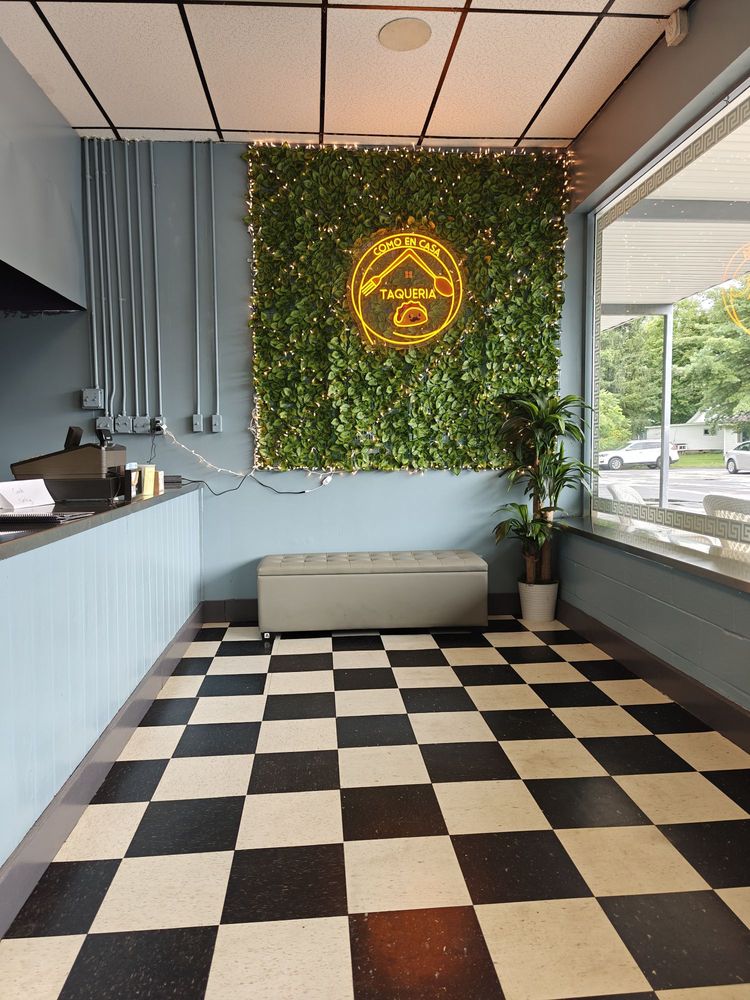 Como En Casa Taqueria