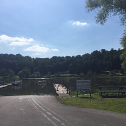 Lake Linville Boat Dock & Campground - The dock