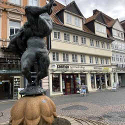 Ringerbrunnen - Ringerbrunnen - Figurenbrunnen
