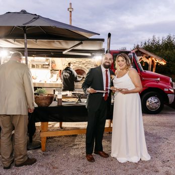New Haven Pizza Truck - Food Trucks Near Me - North Haven, Connecticut