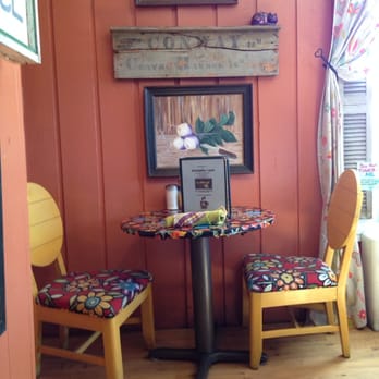 Stairway Cafe - View inside the restaurant - Sandwiches Near Me - North Conway, New Hampshire