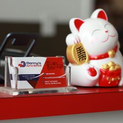 Danny's Auto Repair - Another peak at the front desk!