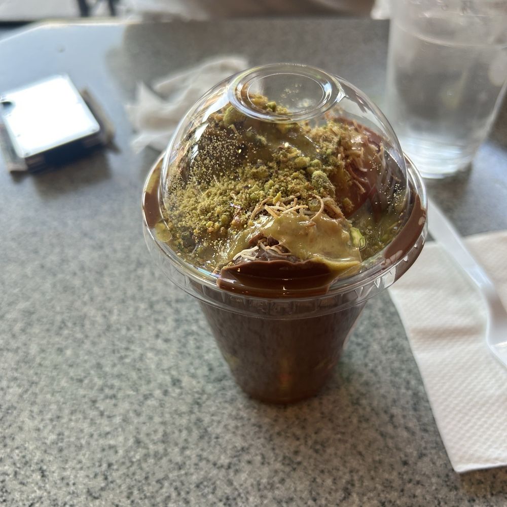 Dubai Chocolate Strawberries