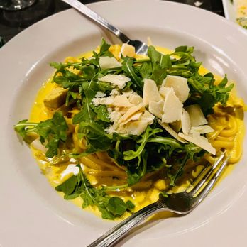 Phoenecia - Saffron Chicken Linguini - Pizza Near Me - Seattle, Washington Phoenecia - Saffron Chicken Linguini - Pizza Near Me - Seattle, Washington