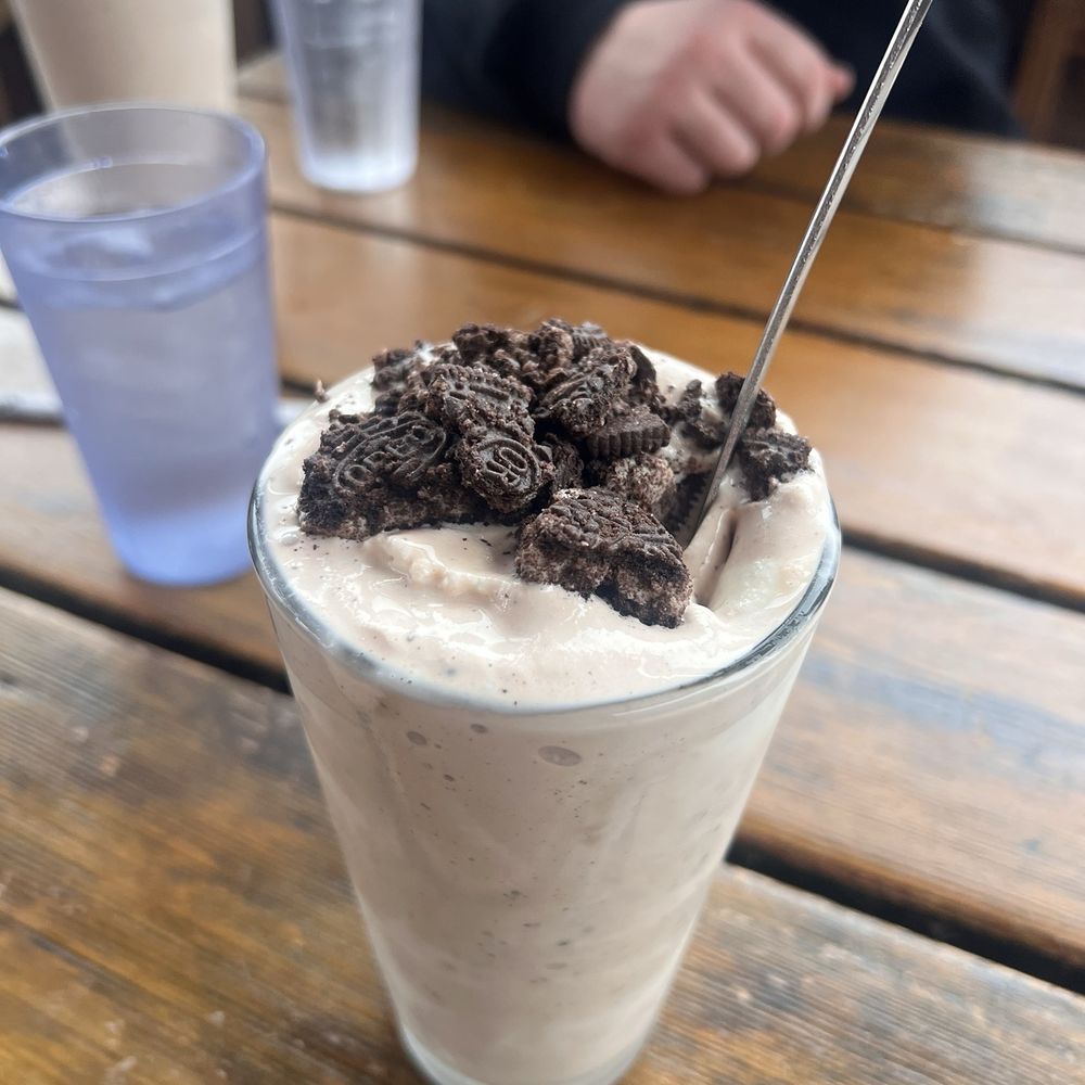 Uneeda Burger - Oreo chocolate shake - Burgers Near Me - Seattle, Washington Uneeda Burger - Oreo chocolate shake - Burgers Near Me - Seattle, Washington