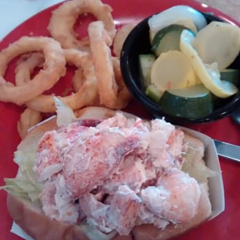 Boston's Fish House - Lobster roll dinner - Seafood Near Me - Winter Park, Florida Boston's Fish House - Lobster roll dinner - Seafood Near Me - Winter Park, Florida