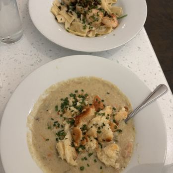 River Belle Terrace - Chicken Pot Pie Soup , Shrimp Lemon Caper Pasta - Desserts Near Me - Anaheim, California River Belle Terrace - Chicken Pot Pie Soup , Shrimp Lemon Caper Pasta - Desserts Near Me - Anaheim, California