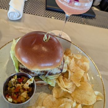 Olivine - Fresh Catch sandwich with chips - Desserts Near Me - Wailea, Hawaii