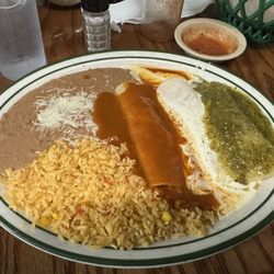 Rancho Viejo Mexican Restaurant - Enchiladas Mexicanas