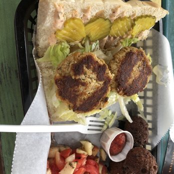 Bayou Bites - Crab cake po boy - Cajun/Creole Near Me - Dunedin, Florida