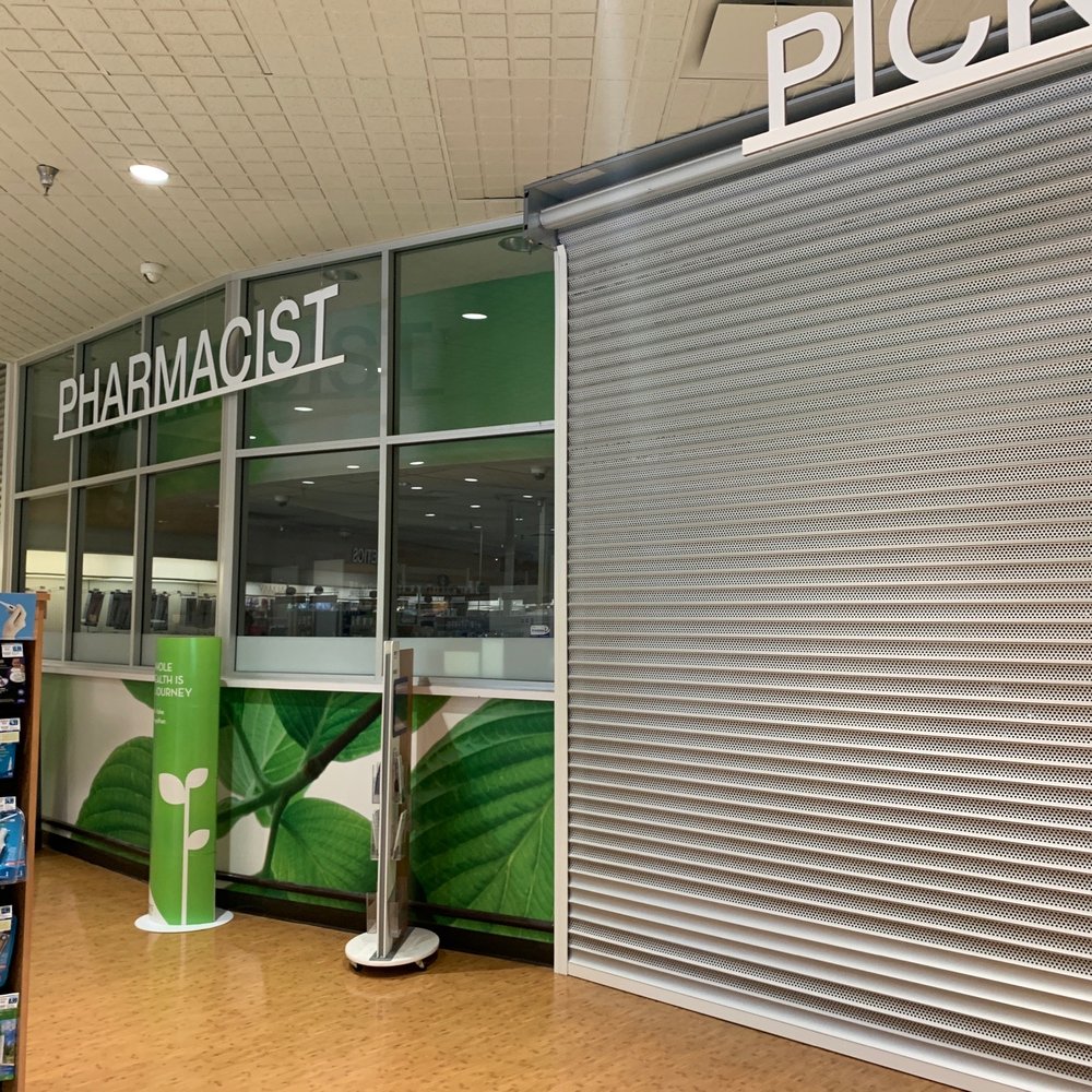 It's 9:22 am and no pharmacist It's 9:22 am and no pharmacist