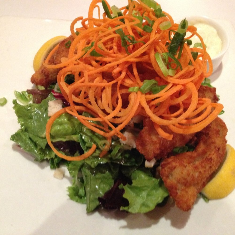 Lightfoot Restaurant - Oyster Po boy salad - American Near Me - Leesburg, Virginia