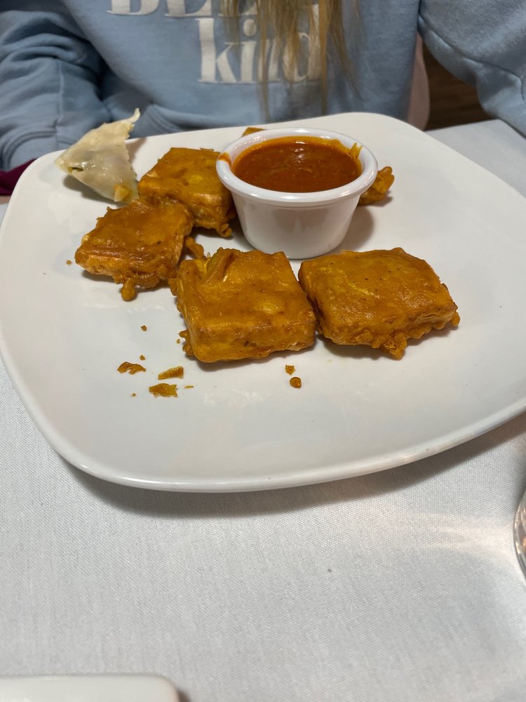 VIP SPORTS BAR & GRILL Updated October 2024 11 Photos 1295 E