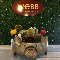 Webb Landscape & Garden Centers - Inside the store