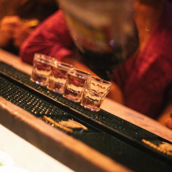 O Bom O Mau e O Vilão - Cocktail Bars Near Me - Lisbon, 11 O Bom O Mau e O Vilão - Cocktail Bars Near Me - Lisbon, 11