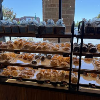 85°C Bakery Cafe-Fairfield - Bakeries Near Me - Fairfield, California 85°C Bakery Cafe-Fairfield - Bakeries Near Me - Fairfield, California