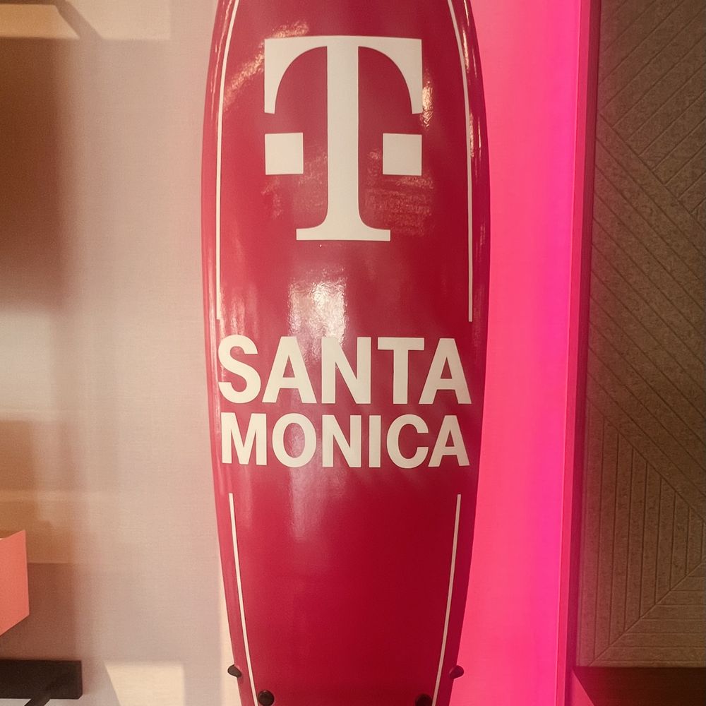 T-Mobile Experience Store - Mobile Phones Near Me - Santa Monica, California T-Mobile Experience Store - Mobile Phones Near Me - Santa Monica, California