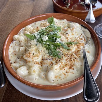 Oak + Almond - Mac Cheese - New American Near Me - Norwalk, Connecticut Oak + Almond - Mac Cheese - New American Near Me - Norwalk, Connecticut