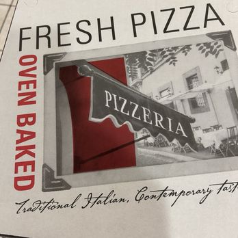 Pyke's Crossroads Restaurant - Cold Pizza  Dont order the Pizza - Pizza Near Me - Winnsboro, Texas