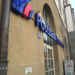 Deutsche Post - Eingang Orleansstraße 52