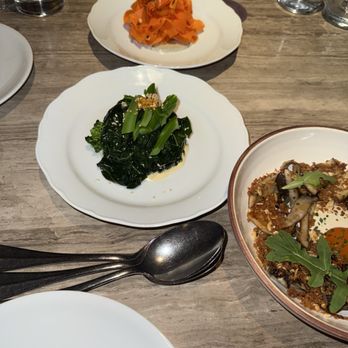 Callie - Sides CHILLED BROCCOLINI, CRUNCHY EGYPTIAN CARROTS, HUMMUS - Mediterranean Near Me - San Diego, California Callie - Sides CHILLED BROCCOLINI, CRUNCHY EGYPTIAN CARROTS, HUMMUS - Mediterranean Near Me - San Diego, California