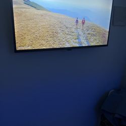 Heated Retreat Sauna Studio - Tv in sauna