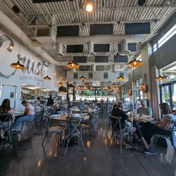 Crust Simply Italian - Inside