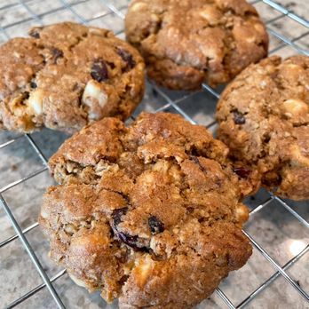 It’s Becs Dough - Brown Sugar Oatmeal Cranberry with White Chocolate Chips - Desserts Near Me It’s Becs Dough - Brown Sugar Oatmeal Cranberry with White Chocolate Chips - Desserts Near Me