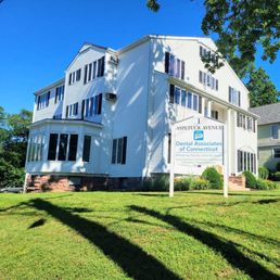 Exterior photo of Dental Associates - New Milford, Connecticut Exterior photo of Dental Associates - New Milford, Connecticut