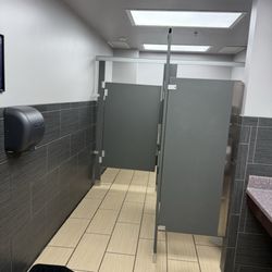 Jet Stream Casino - Restroom