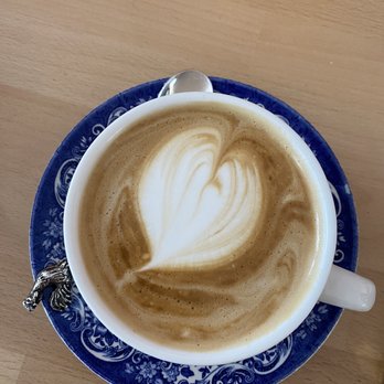 Vanaut - cappuccino - Coffee & Tea Near Me - Amsterdam, New Hampshire