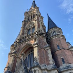St.-Petri-Schloßkirchgemeinde Chemnitz - ...  Blick auf die Kirche ...