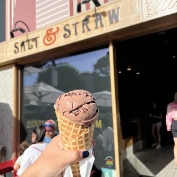 Salt & Straw - Ice Cream & Frozen Yogurt Near Me - West Hollywood, California